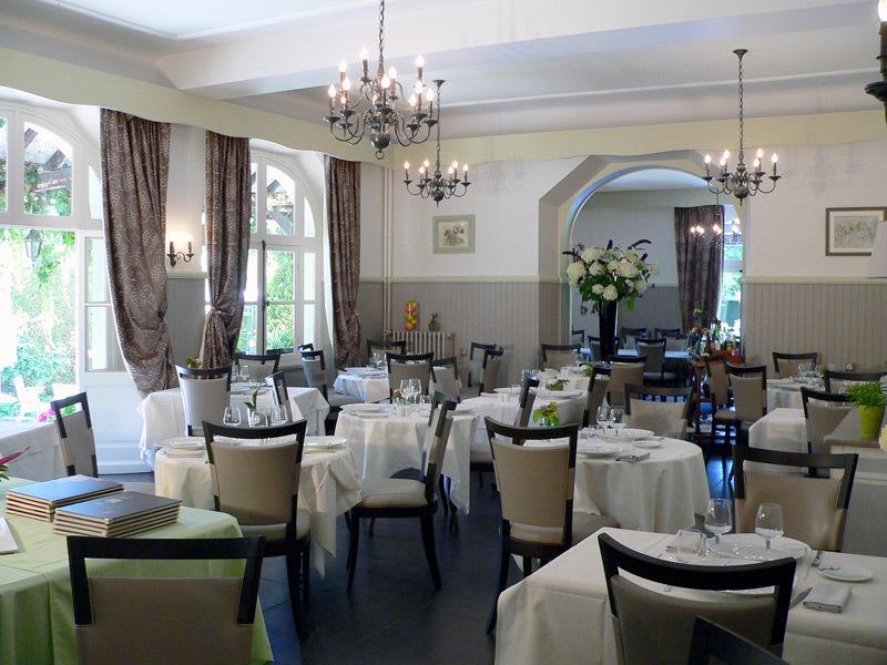Logis Hotel Restaurant Nougier Saint-Étienne-de-Fursac Exteriör bild